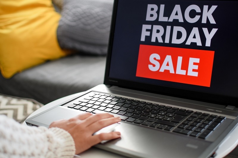 Black Friday op software